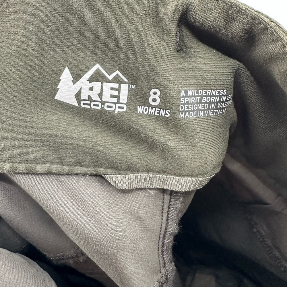 REI Co-op Womens Pants Size 8 Olive Regular Fit Stretch Hiking Outdoor Ladies - Picture 8 of 8